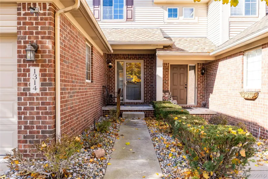 1314 Lilac Lane, Waterford, MI 48327 - Image #3