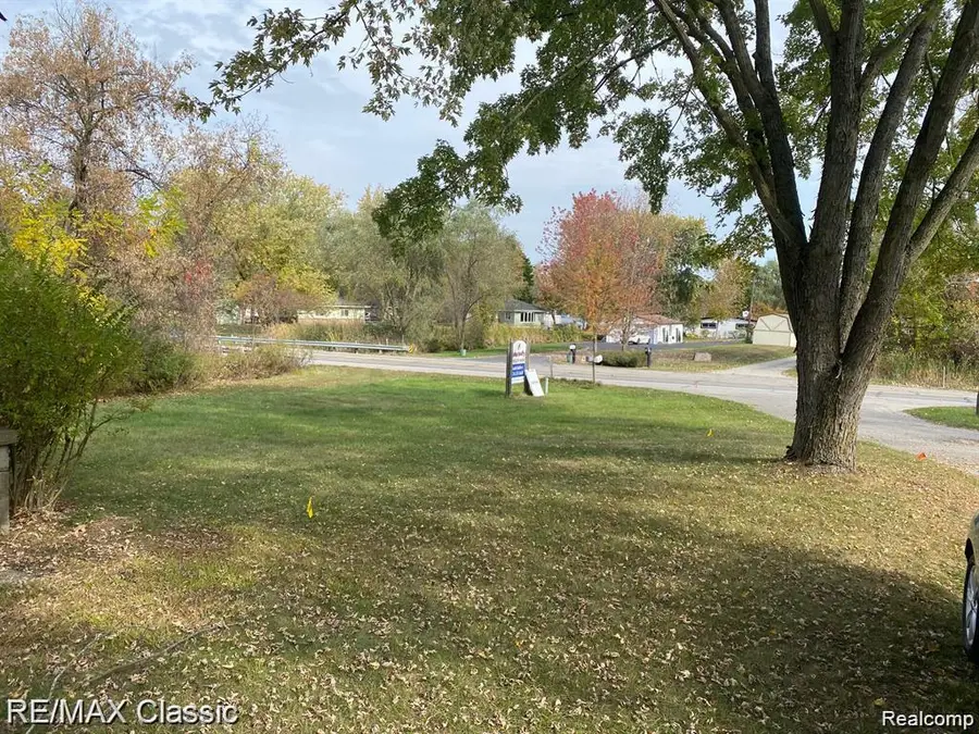 4607 M 36 Road E, Pinckney, MI 48169 - Image #2