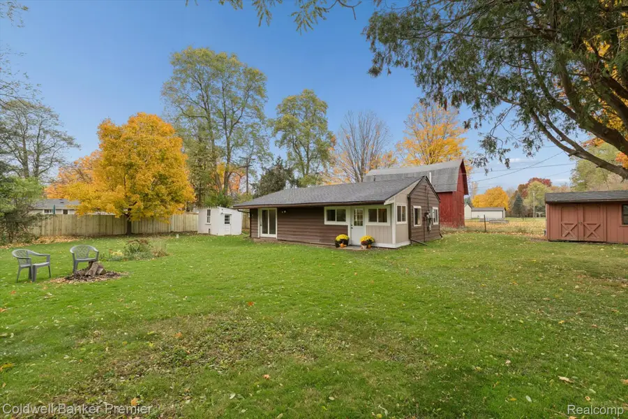 2988 Farmers Creek Road, Metamora, MI 48455 - Image #2