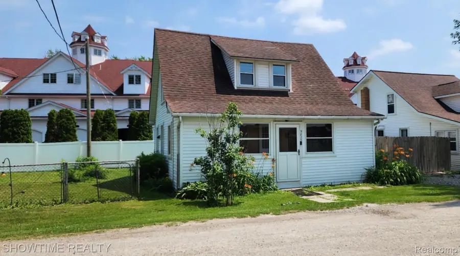 9825 Willow Court, Pearl Beach, MI 48001 - Image #2