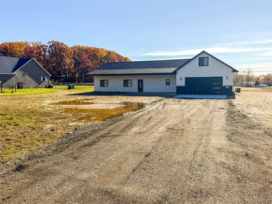 12415 Old Miller Road, Gaines Township, MI 48449 - Image #2