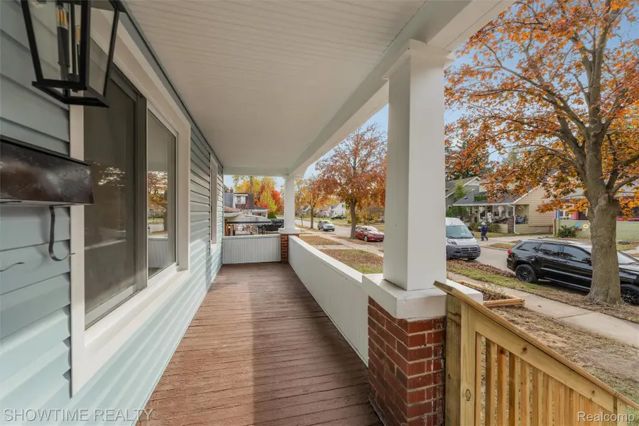 860 Gardendale Street, Ferndale, MI 48220 - Image #3