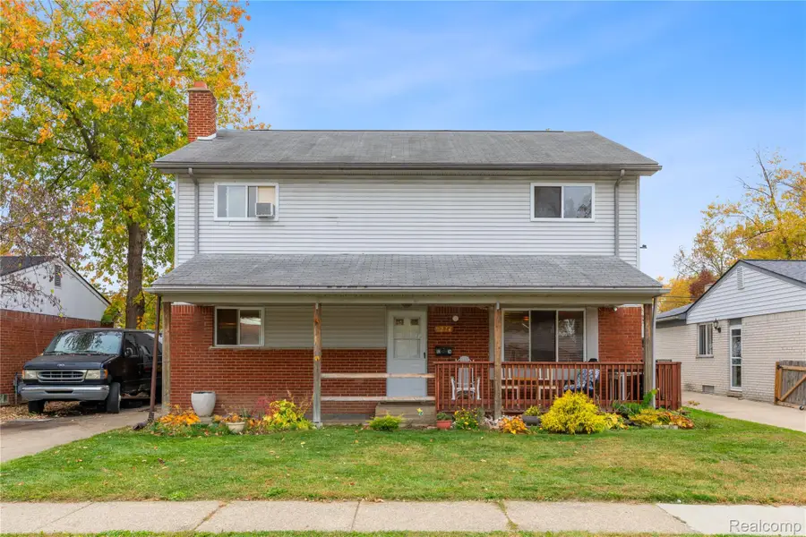 9274 Chamberlain Street, Romulus, MI 48174 - Image #2