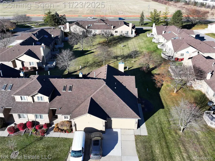 15375 Windmill Court, Macomb, MI 48044 - Image #2