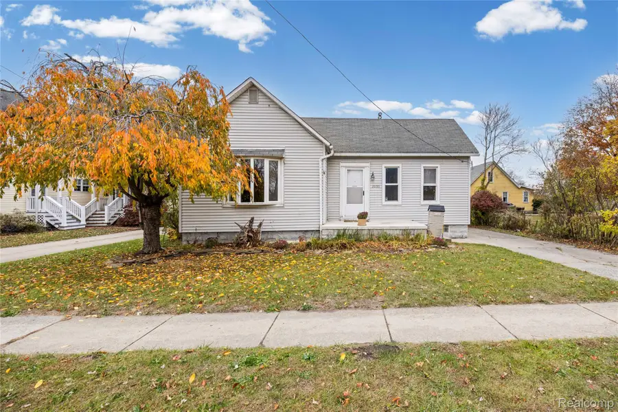 35720 Brush Street, Wayne, MI 48184 - Image #3