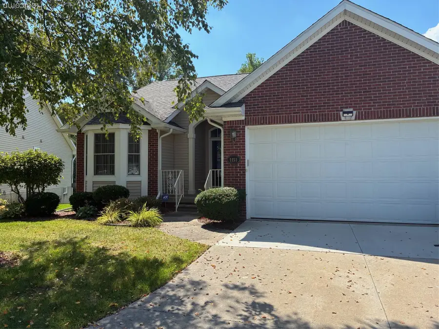 1151 Creekside Court, Burton, MI 48509 - Image #3