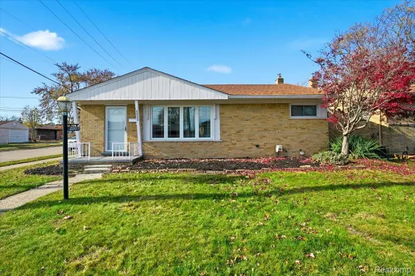 22005 Wilmot Avenue, Eastpointe, MI 48021