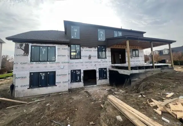 6489 Pond Dr Drive, Washington, MI 48094 - Image #3