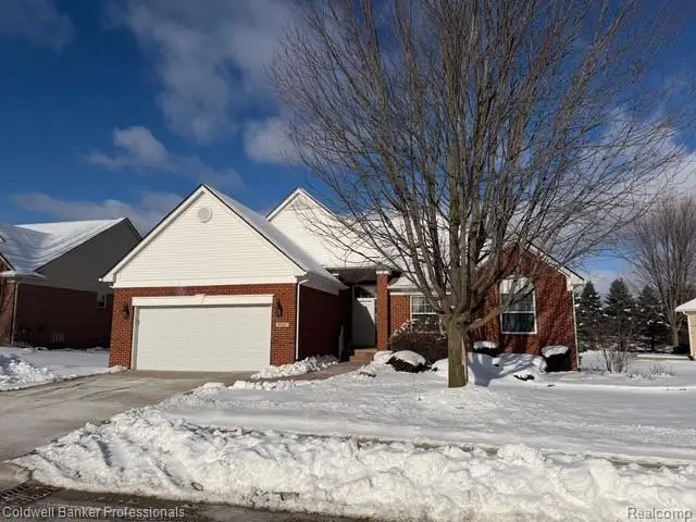 8261 Prestwick Lane, Washington, MI 48095 - Image #1