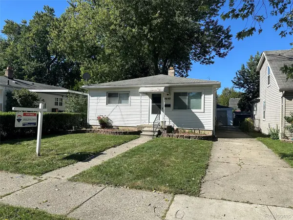4640 Edgewood Street, DearbornHeights, MI 48125