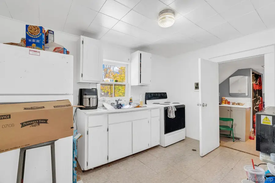 1103 White Street, Port Huron, MI 48060 - Image #3