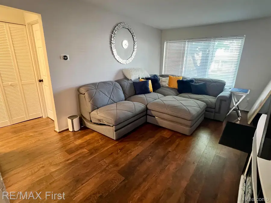 4859 Mansfield Avenue #H-06, Royal Oak, MI 48073 - Image #2