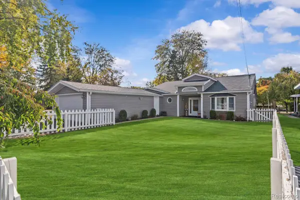 11026 Colony Road, Pinckney, MI 48169