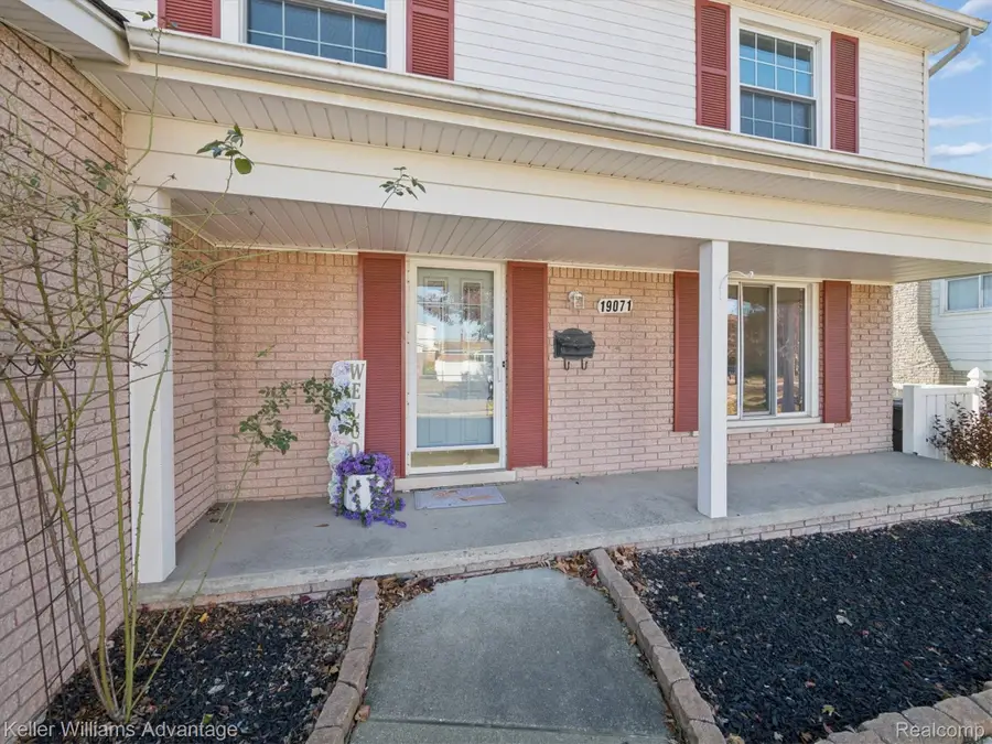 19071 Coachwood Road, Riverview, MI 48193 - Image #3