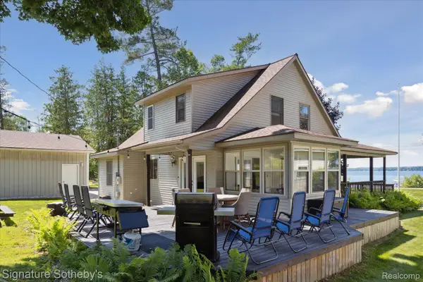 4294 N East Torch Lake Drive, CentralLake, MI 49622