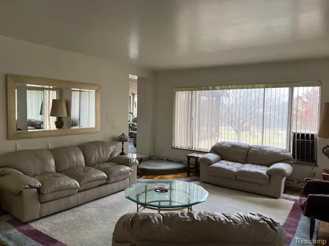 915 E Court Street #104, Flint, MI 48503 - Image #3