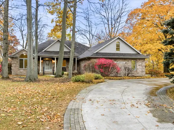 3993 N River Road, FortGratiot, MI 48059