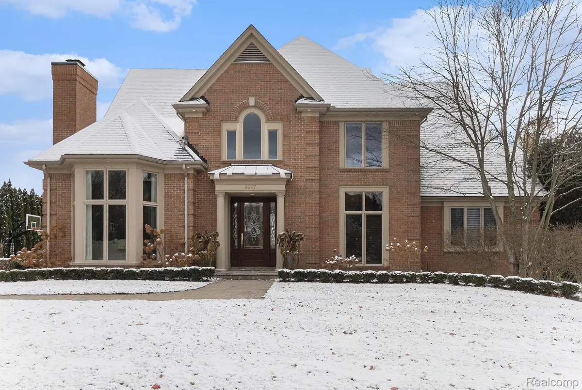 6997 Oakhurst Ridge Road, Clarkston, MI 48348 - #1
