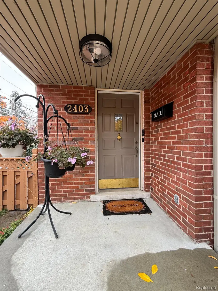 2403 Clawson Avenue, Royal Oak, MI 48073 - Image #2