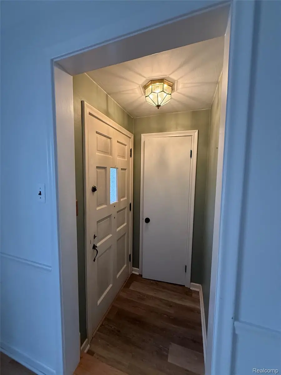 2403 Clawson Avenue, Royal Oak, MI 48073 - Image #3