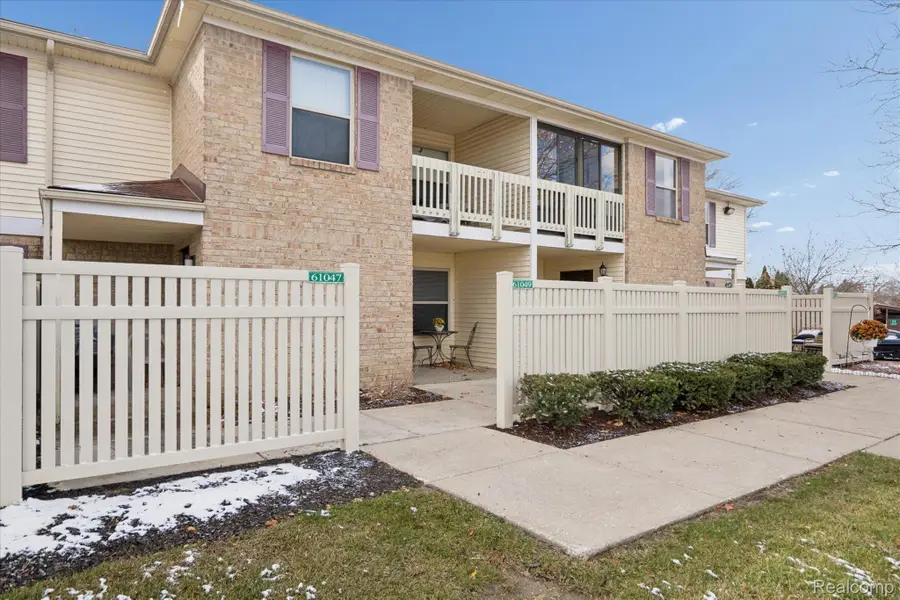 61049 Greenwood Drive, South Lyon, MI 48178 - Image #2