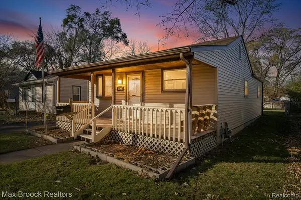 20916 Pinecrest Street, Taylor, MI 48180