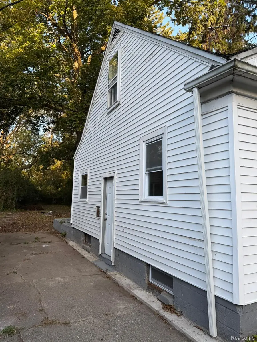 19309 Lenore, Detroit, MI 48219 - Image #2