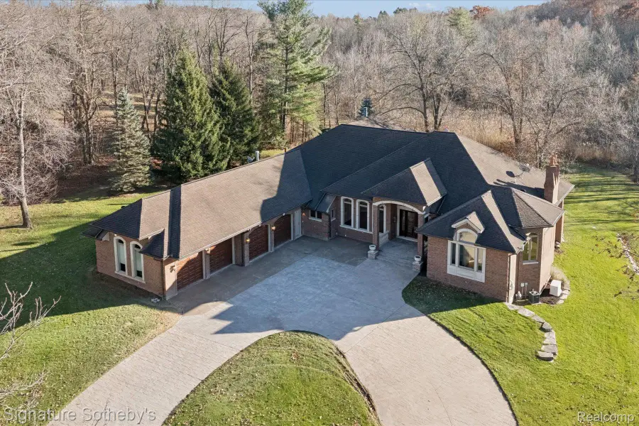 2140 33 Mile Road, Bruce Township, MI 48065 - Image #2