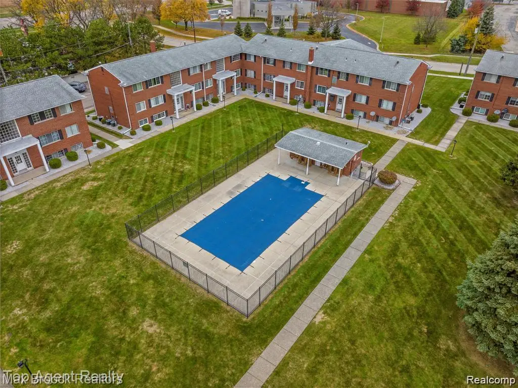 8251 Denwood Drive #G1, Sterling Heights, MI 48312 - Image #1