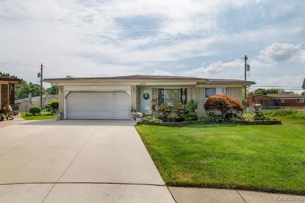 4908 Kadena Court, SterlingHeights, MI 48310