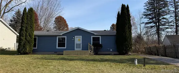 2218 Disch Street, Flushing, MI 48433