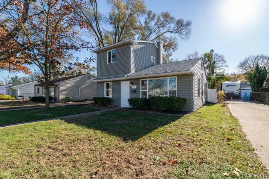 36051 Glen Street, Westland, MI 48186 - Image #3