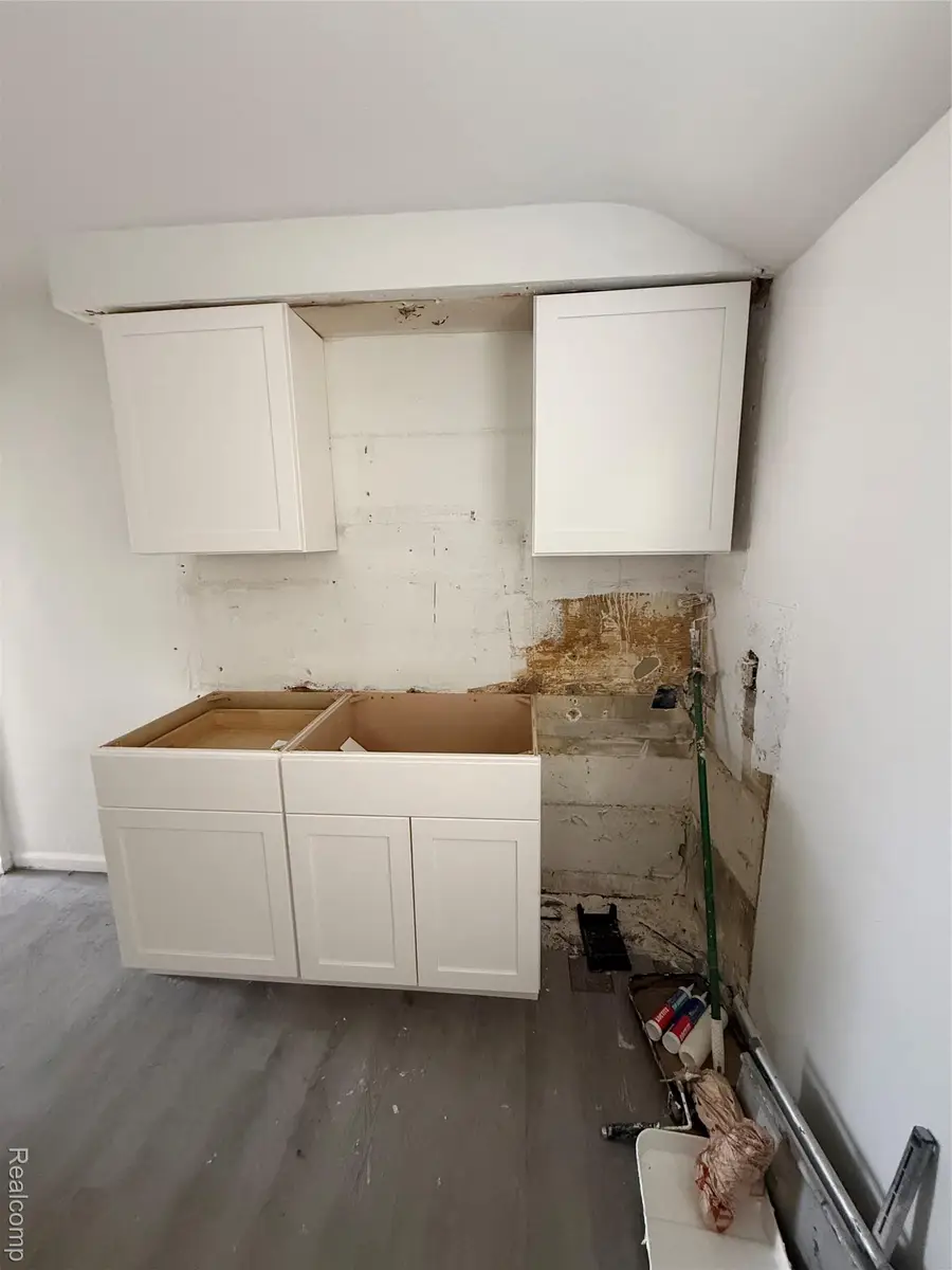 8411 Fielding Street, Detroit, MI 48228 - Image #2