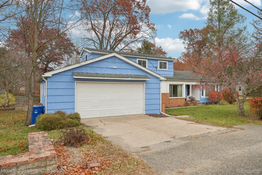 5506 Cruse Avenue, Waterford, MI 48327 - Image #2