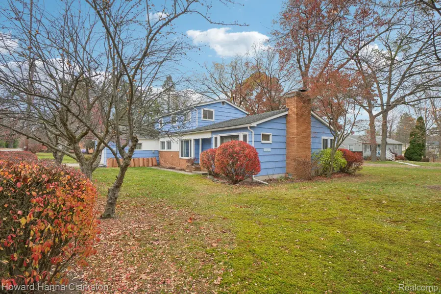 5506 Cruse Avenue, Waterford, MI 48327 - Image #3