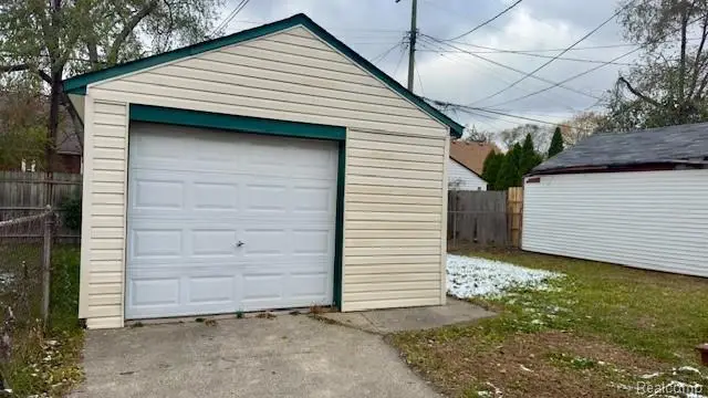 18041 Griggs Street, Detroit, MI 48221 - Image #2