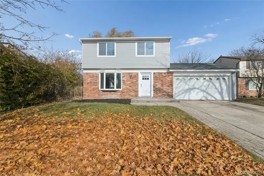 23036 Whitby Avenue, Flat Rock, MI 48134 - Image #2