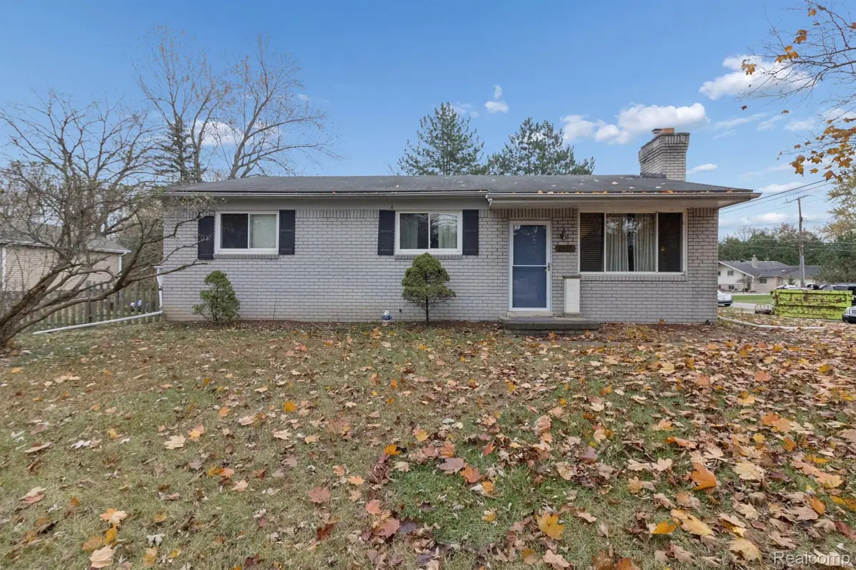 20206 Hubbard Street, Livonia, MI 48152 - Image #1