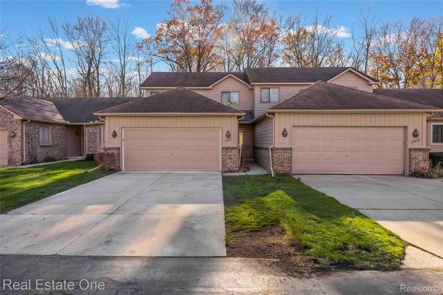 30817 Misty Pines Drive, Farmington Hills, MI 48336 - Image #2
