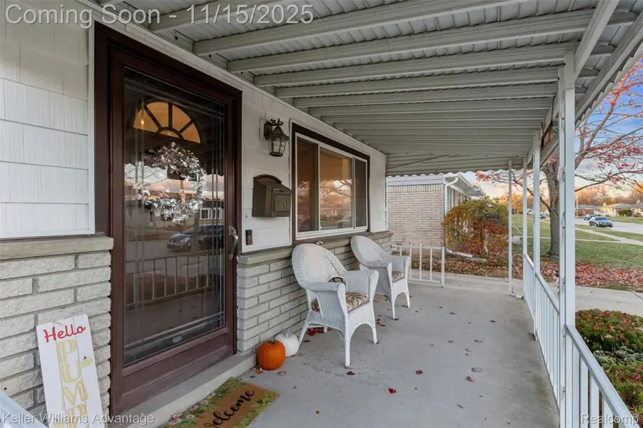 9243 Knolson Street, Livonia, MI 48150 - Image #3