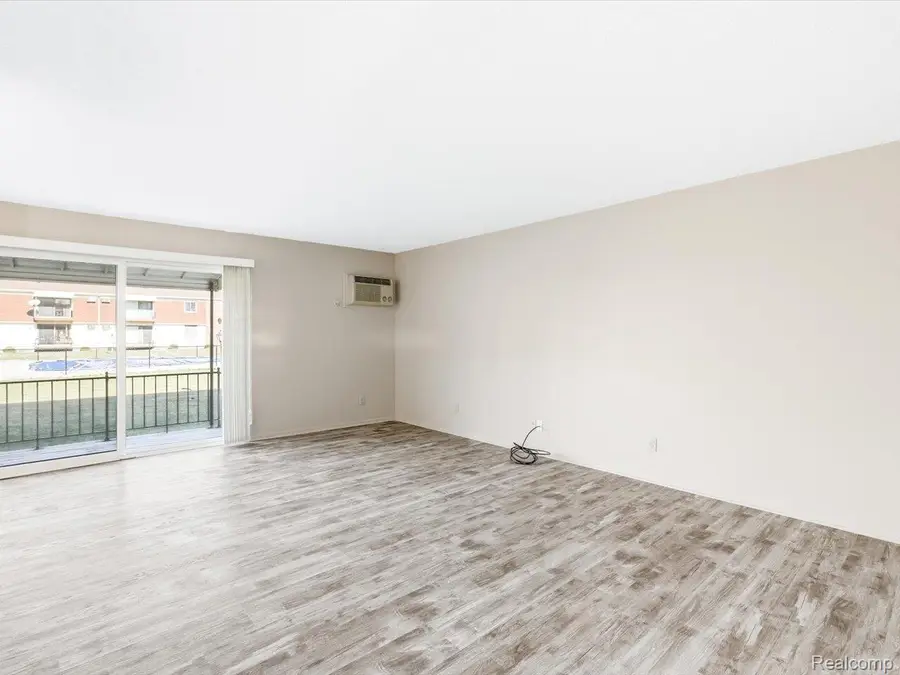 1900 River Road #3, Marysville, MI 48040 - Image #3