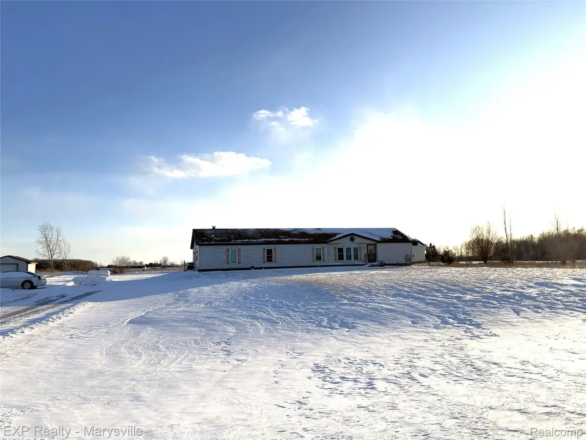 6433 Norman Road, Jeddo, MI 48032 - Image #1