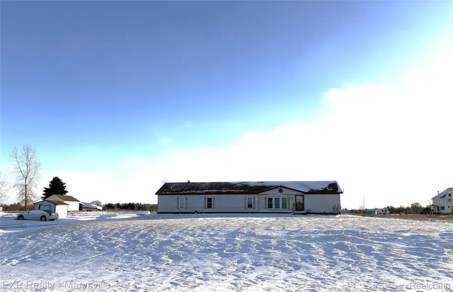 6433 Norman Road, Jeddo, MI 48032 - Image #2