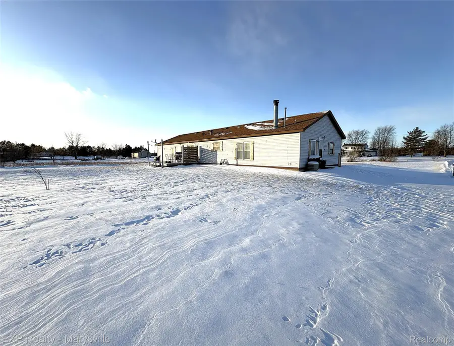 6433 Norman Road, Jeddo, MI 48032 - Image #3