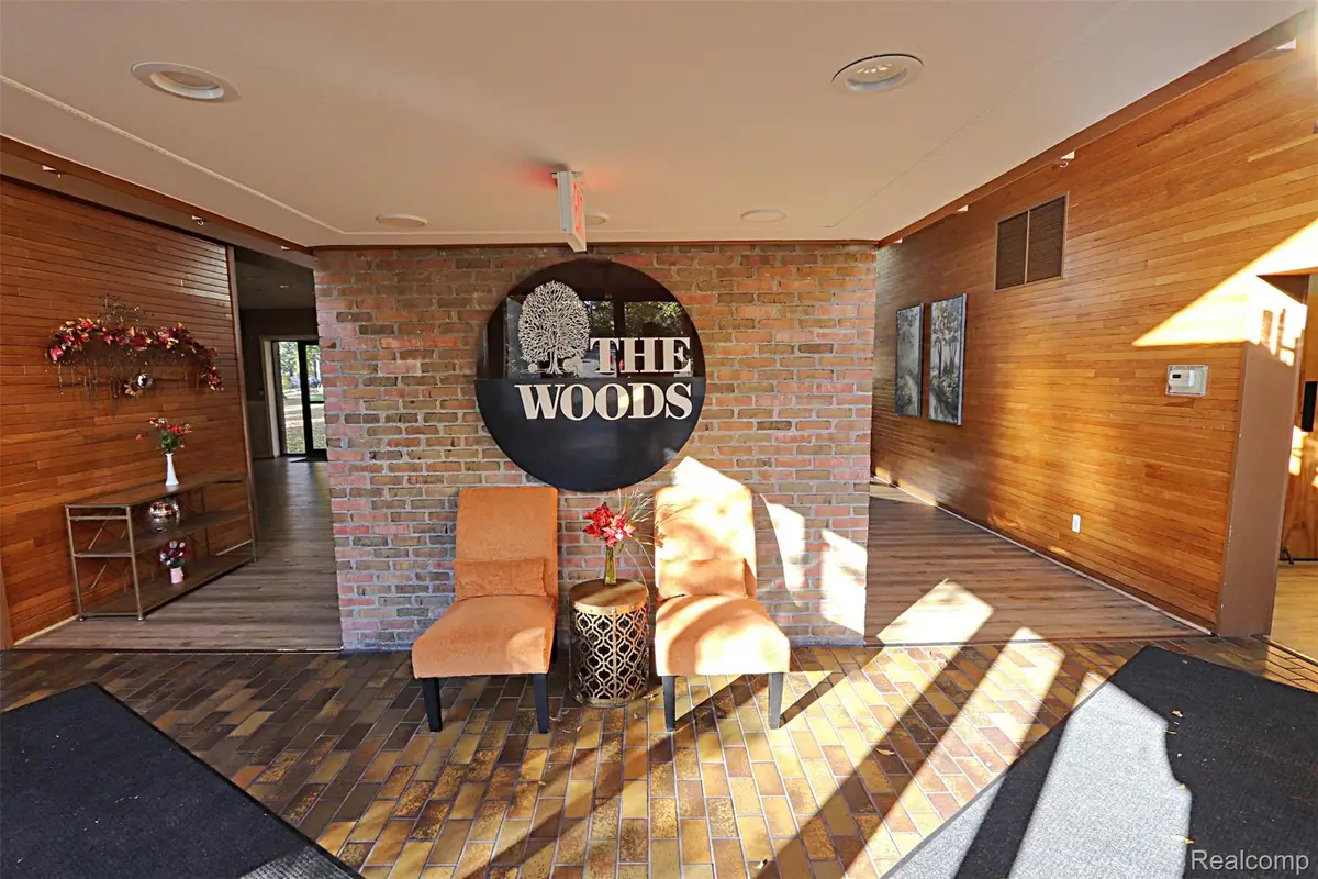 18230 University Park Drive, Livonia, MI 48152 - Image #1