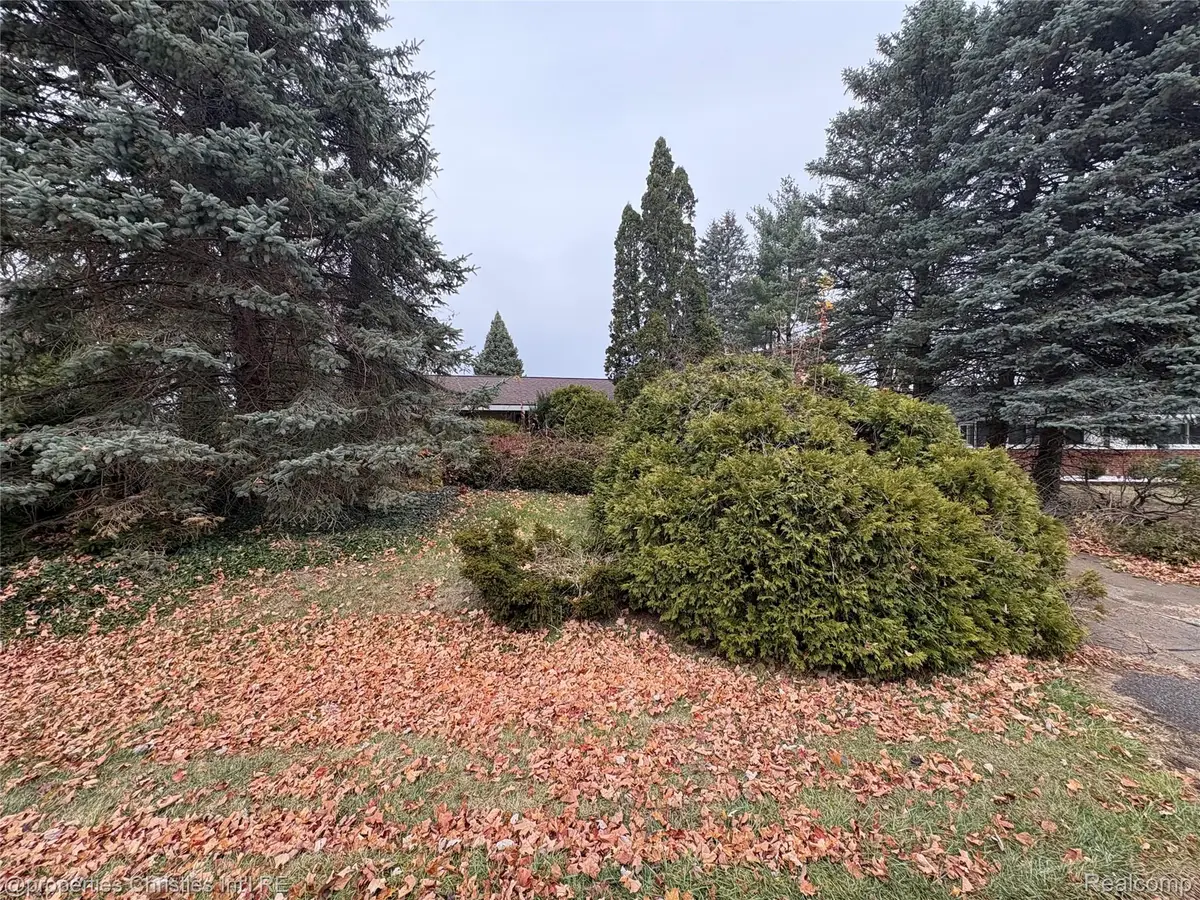 23948 E Le Bost Drive, Novi, MI 48375 - Image #1