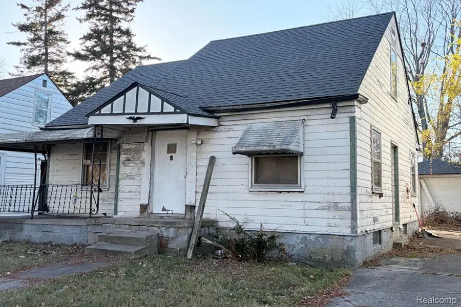 20051 Alcoy Street, Detroit, MI 48205 - Image #2