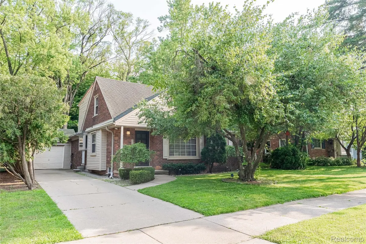 15849 Andover Drive, Dearborn, MI 48120 - Image #1