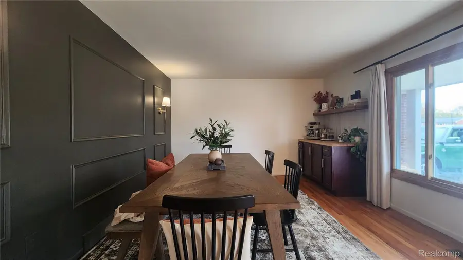 22918 King Drive, Clinton Township, MI 48035 - Image #3