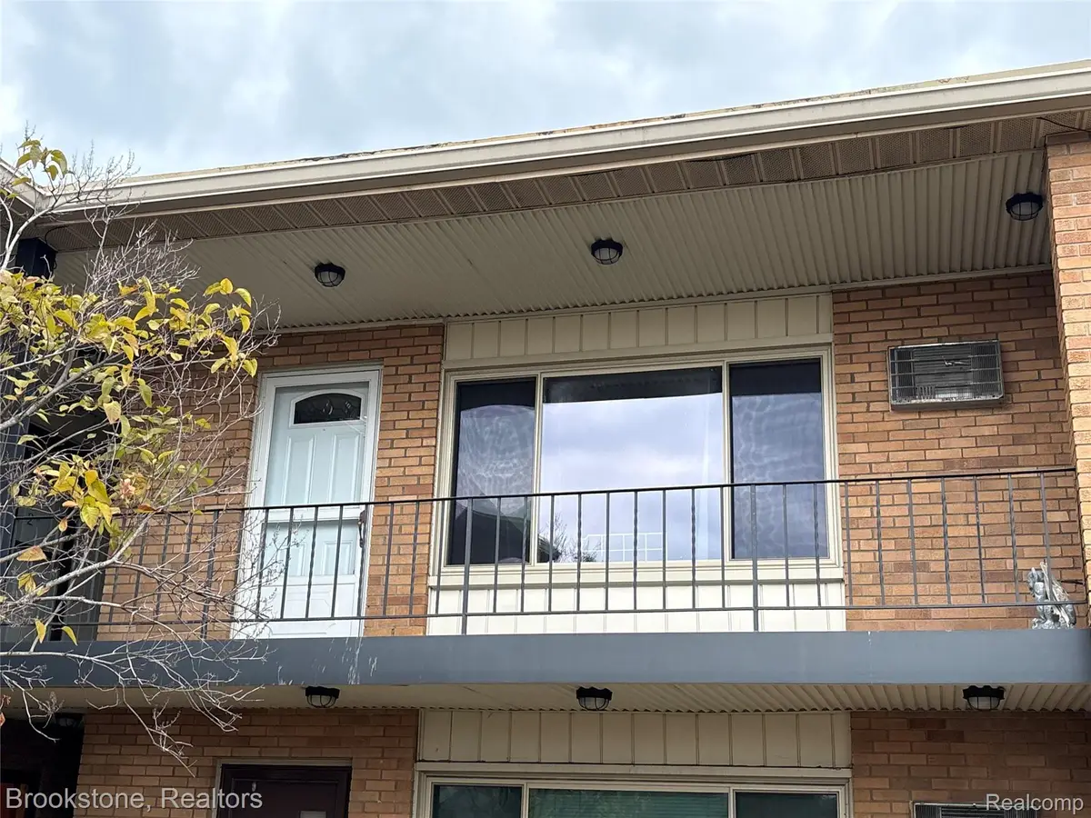 2859 E Maple Road #13, Birmingham, MI 48009 - #1
